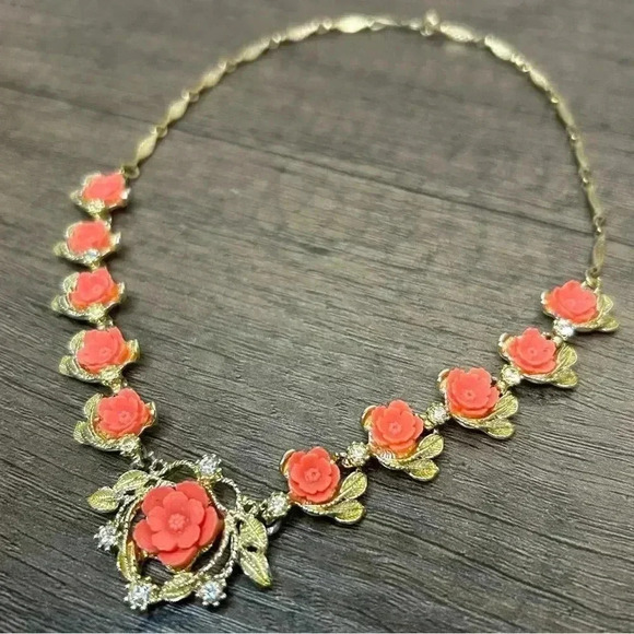 Gold Tone Floral Crystal Adorned Necklace - Picture 2 of 3